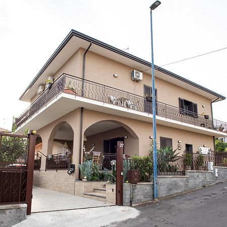 B&B Lavika Pedara Exterior foto