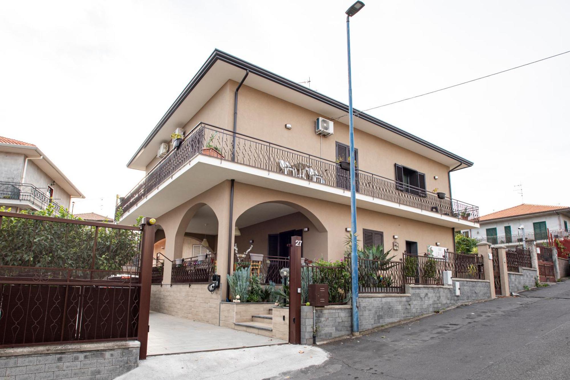B&B Lavika Pedara Exterior foto